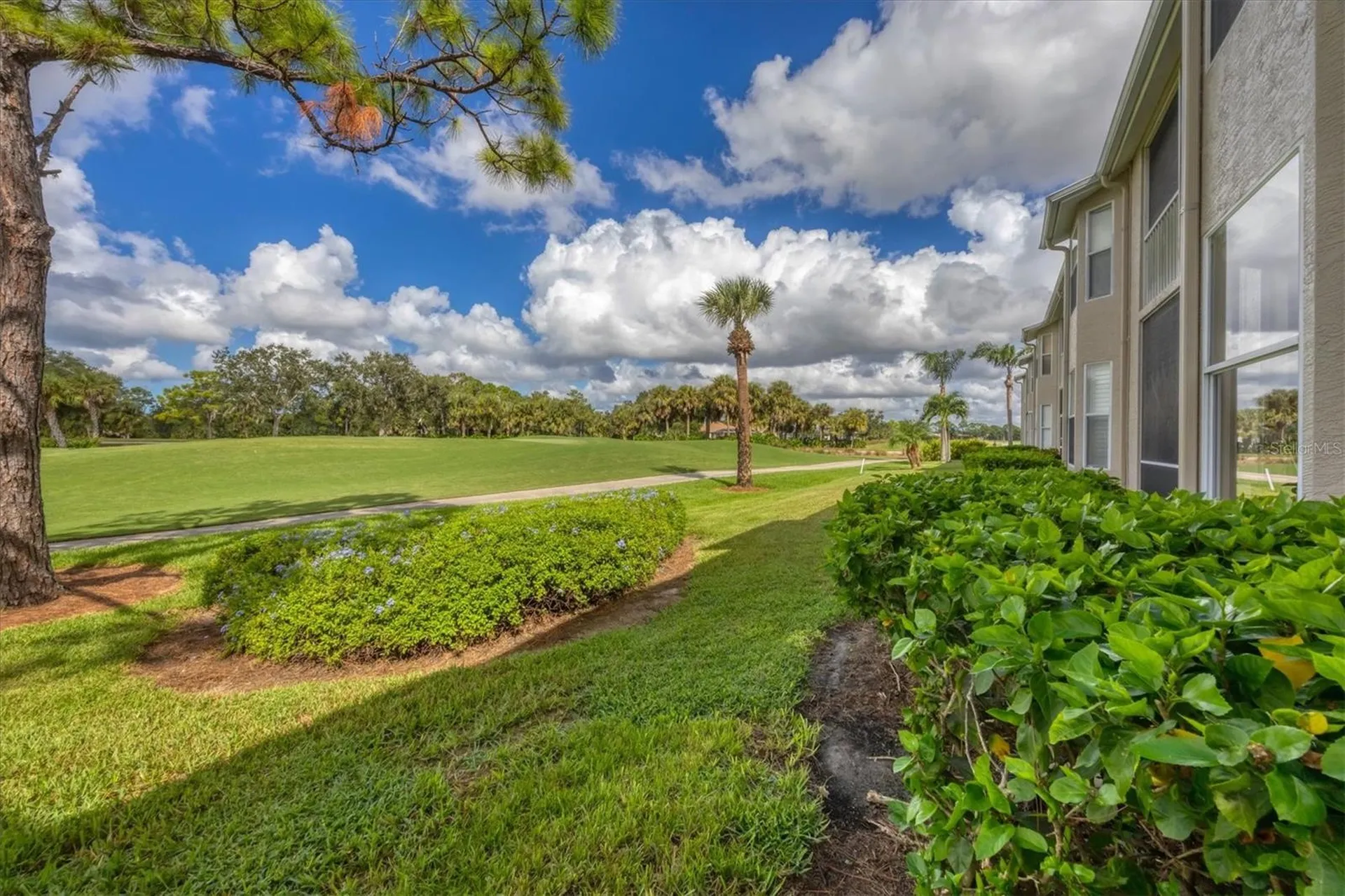 9590 High Gate Drive Sarasota FL 34238