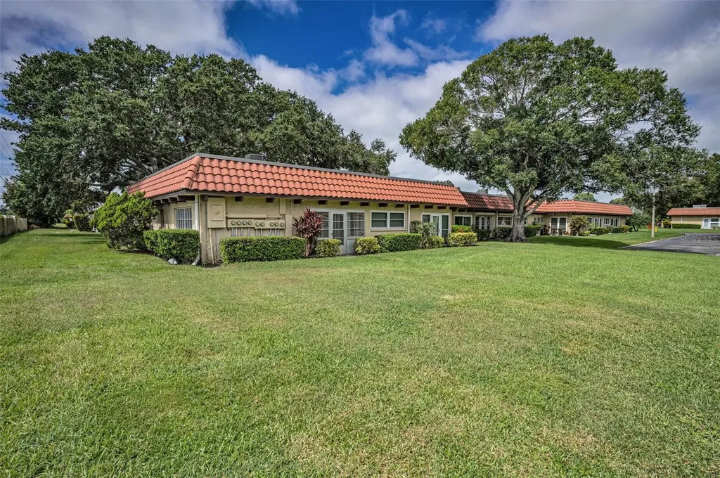 1701 Pinehurst Road Dunedin FL 34698