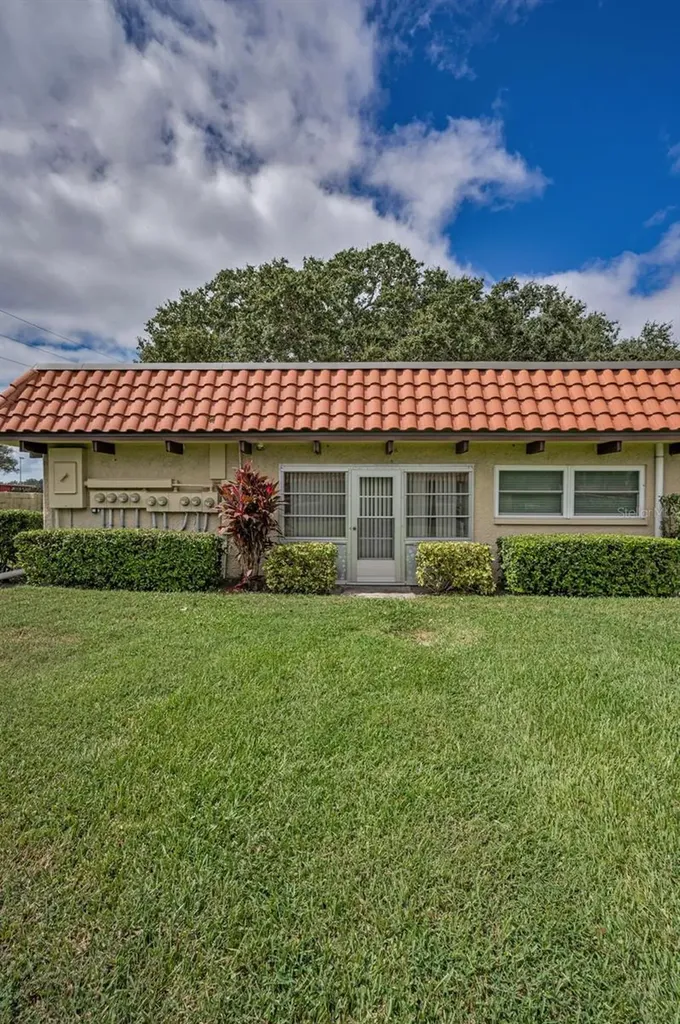 1701 Pinehurst Road Dunedin FL 34698