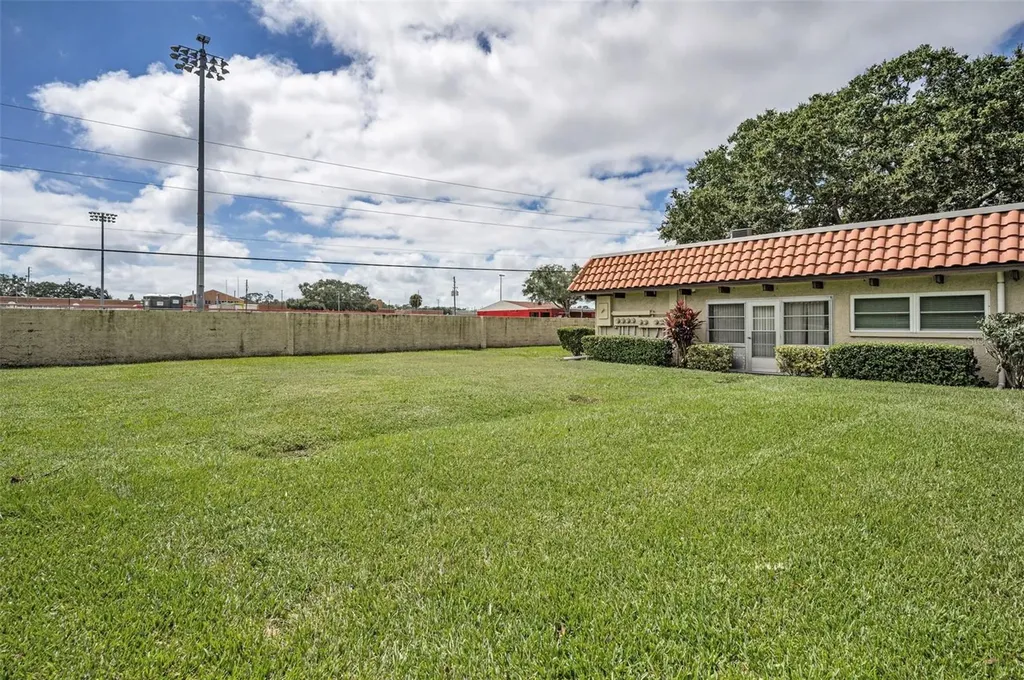 1701 Pinehurst Road Dunedin FL 34698