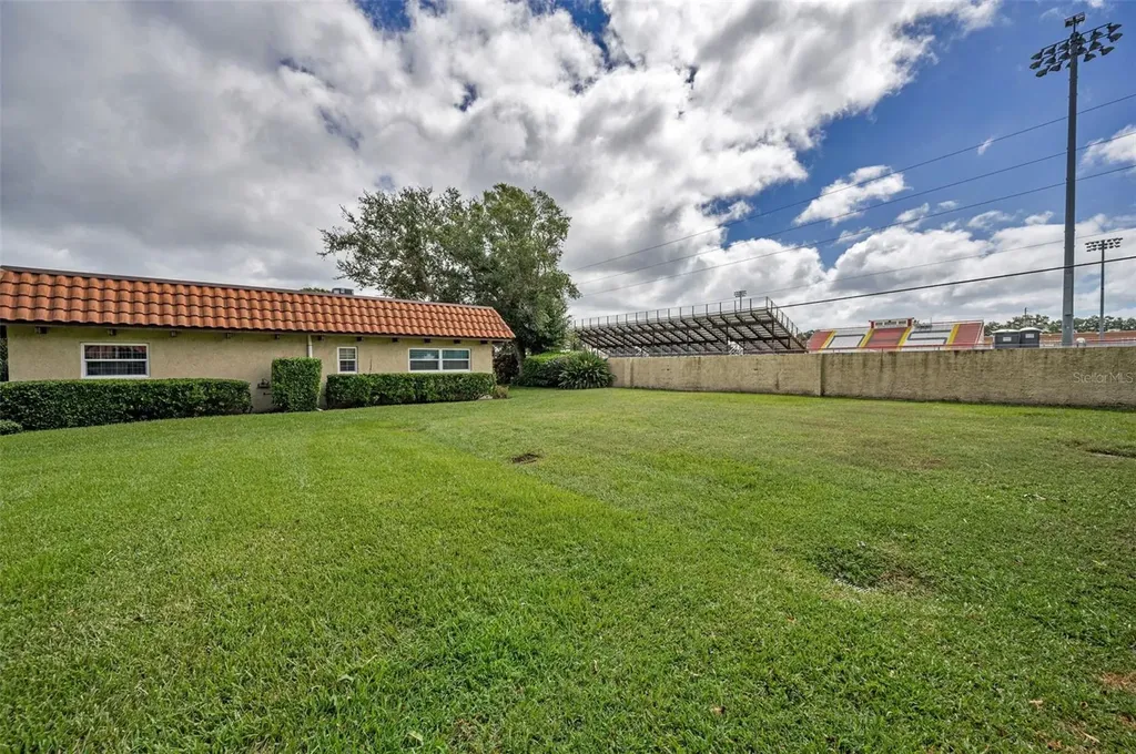 1701 Pinehurst Road Dunedin FL 34698