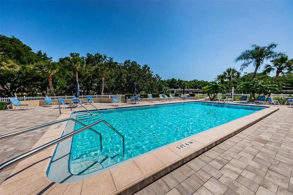 1701 Pinehurst Road Dunedin FL 34698