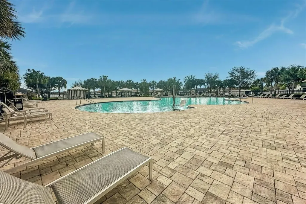 327 Eaglecrest Drive Haines City FL 33844
