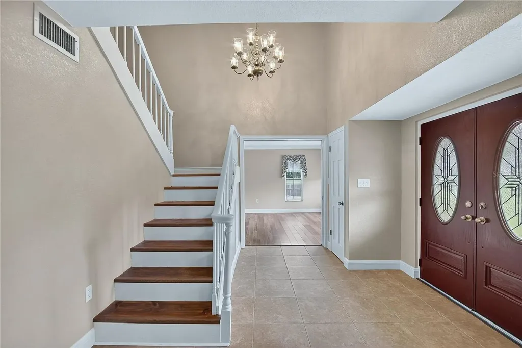 1502 Azalea Street Plant City FL 33563