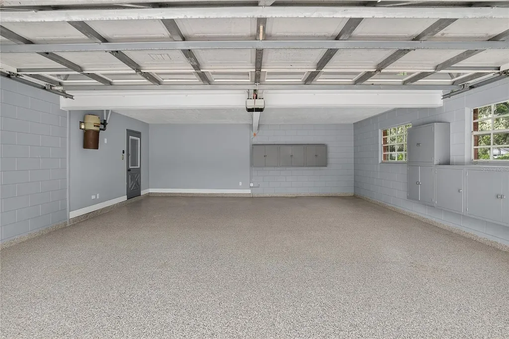 1502 Azalea Street Plant City FL 33563