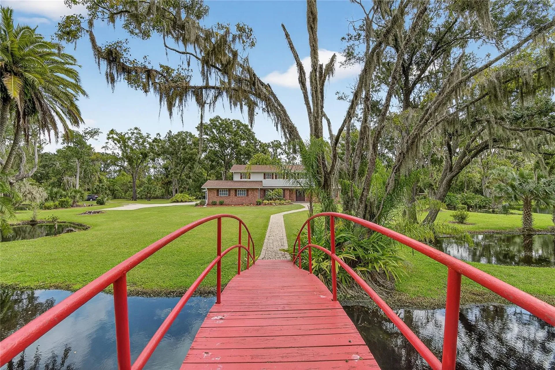 1502 Azalea Street Plant City FL 33563