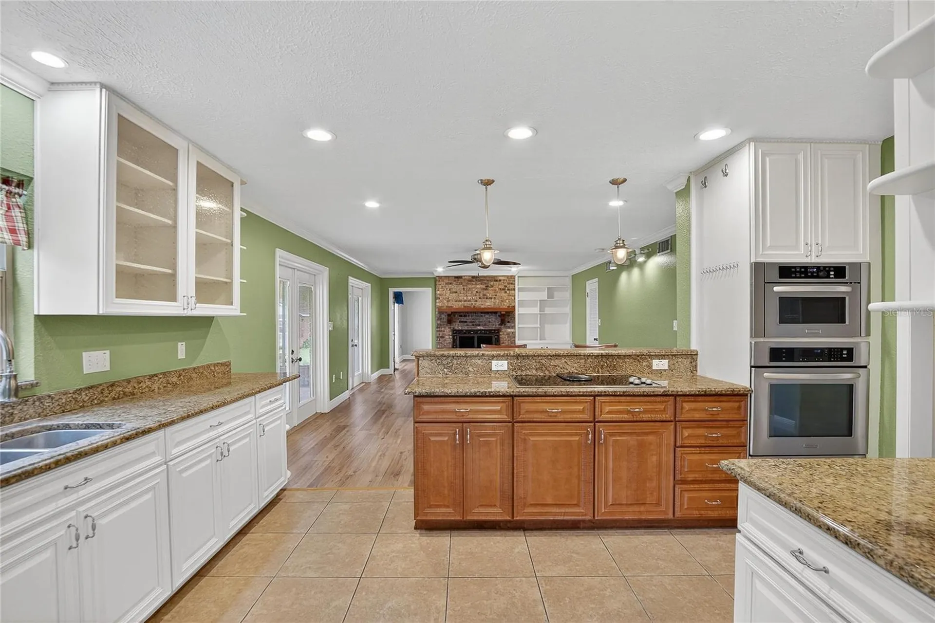 1502 Azalea Street Plant City FL 33563