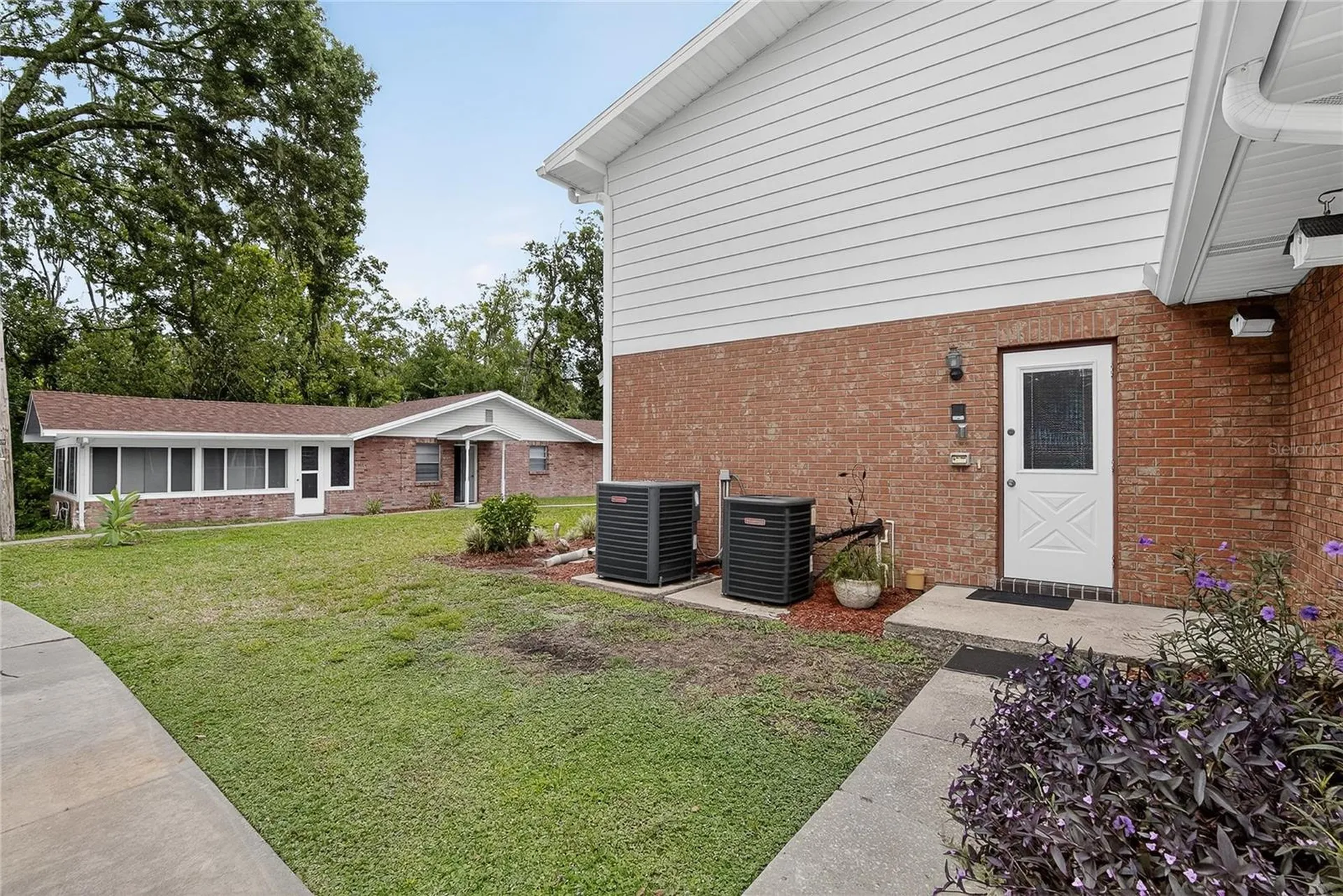 1502 Azalea Street Plant City FL 33563