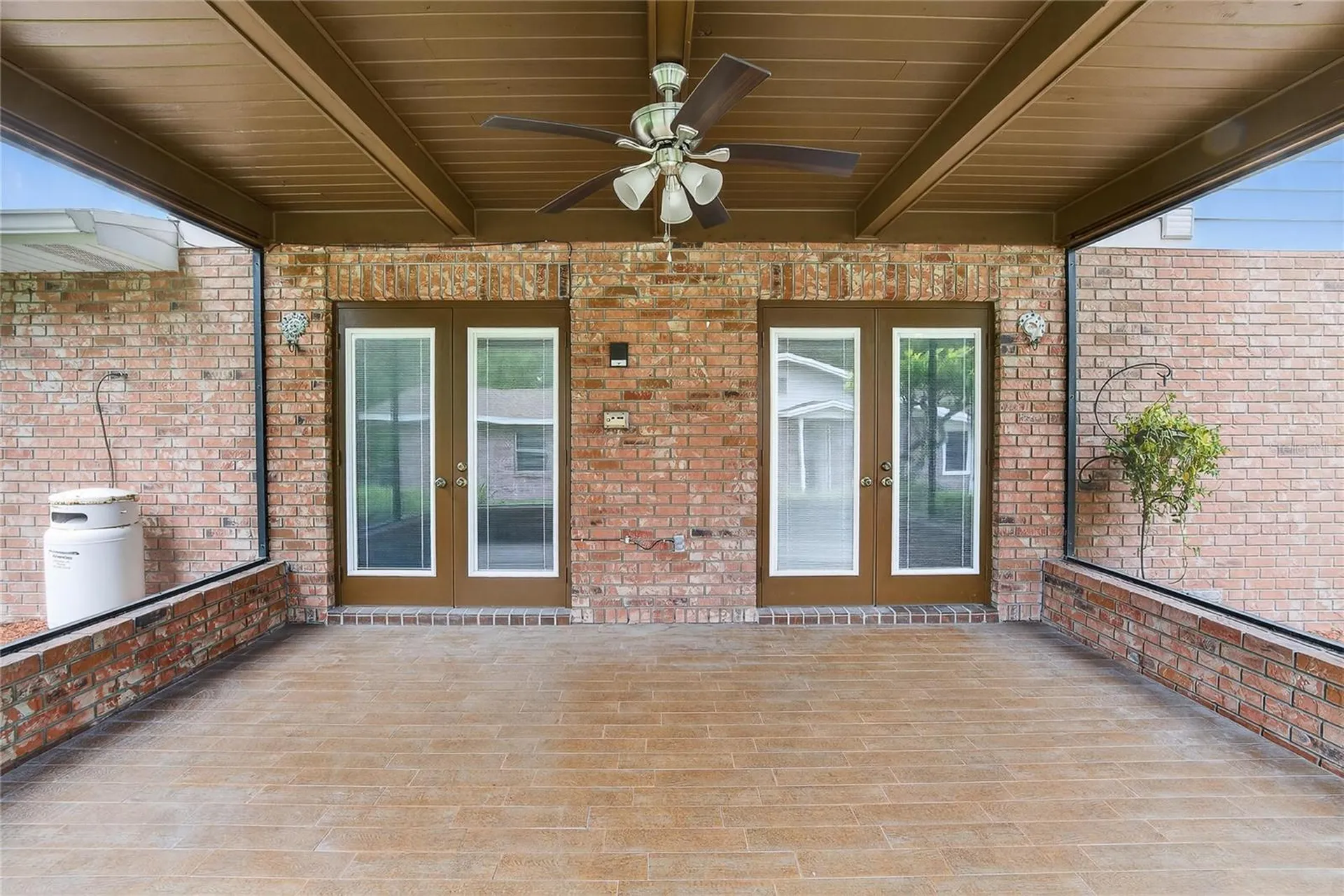 1502 Azalea Street Plant City FL 33563