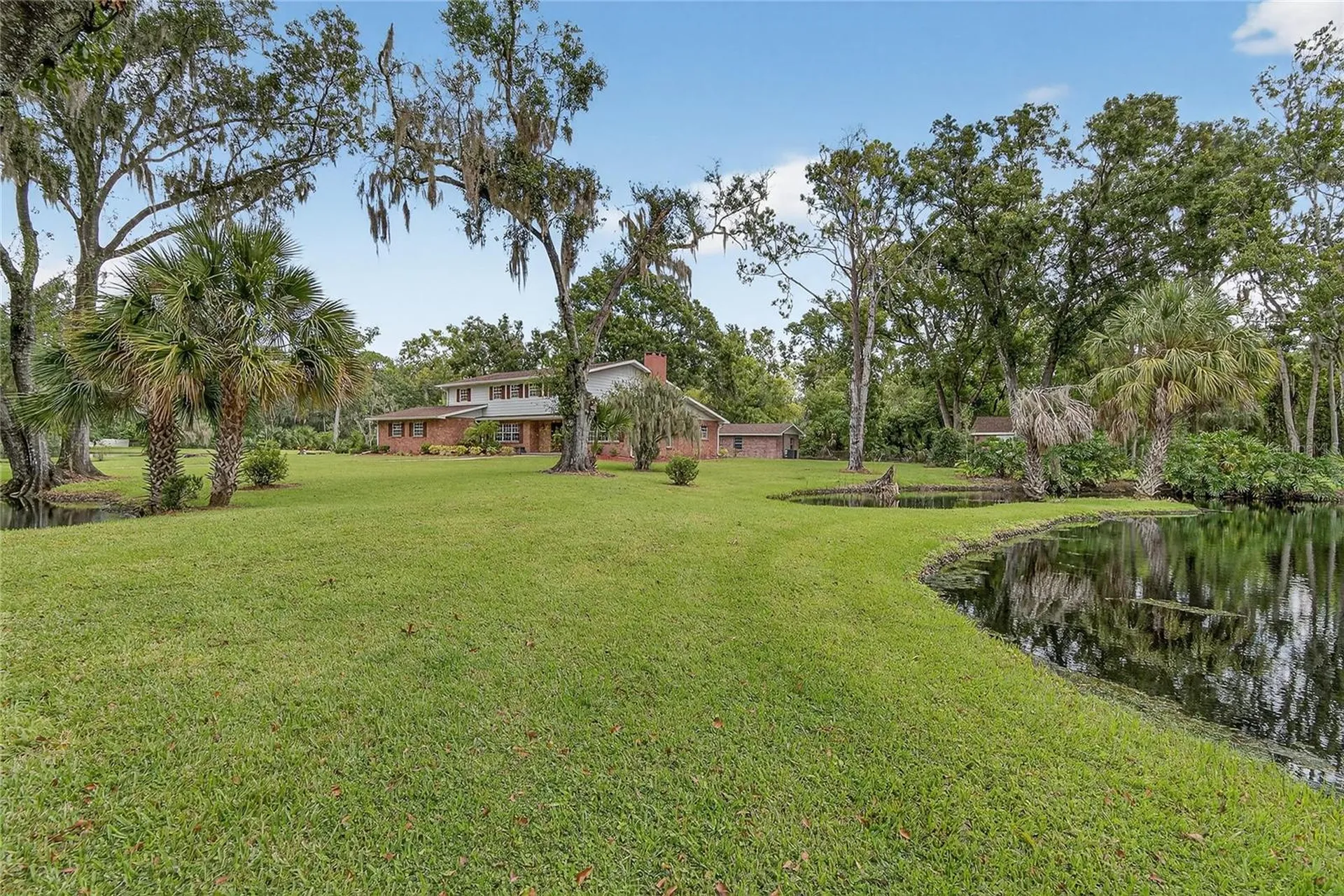 1502 Azalea Street Plant City FL 33563