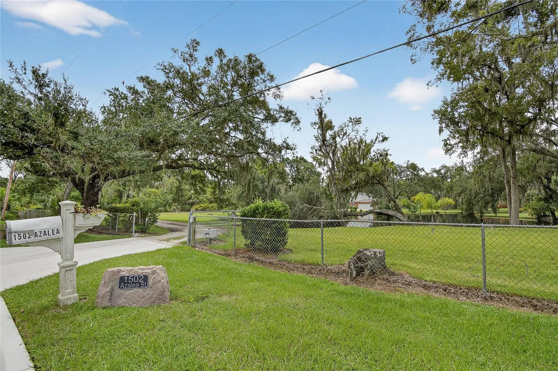 1502 Azalea Street Plant City FL 33563