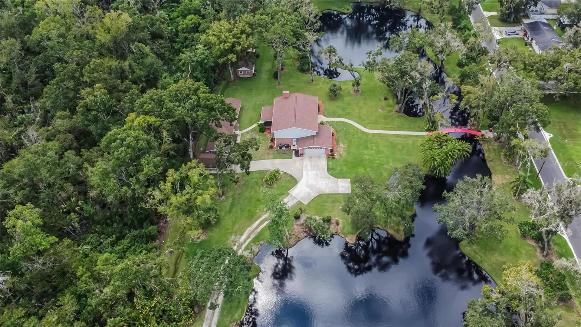 1502 Azalea Street Plant City FL 33563