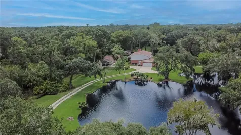 1502 Azalea Street Plant City FL 33563
