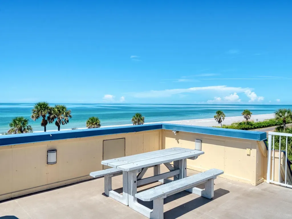 3802 Gulf Of Mexico Drive Longboat Key FL 34228