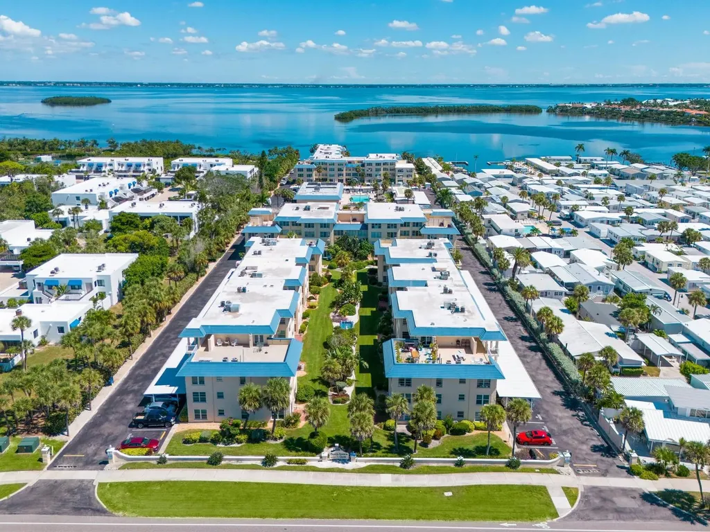 3802 Gulf Of Mexico Drive Longboat Key FL 34228