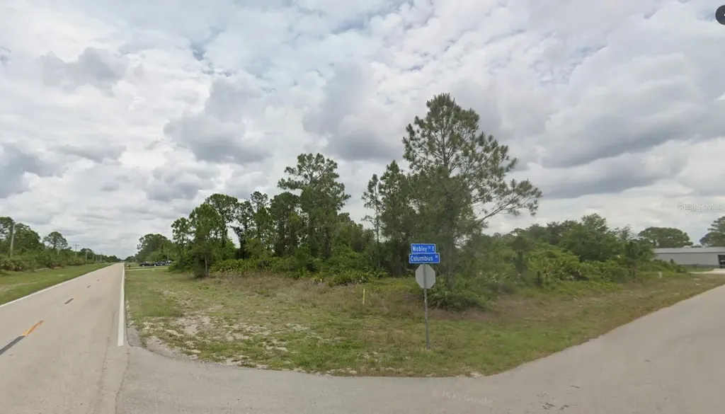627 Columbus Boulevard S Lehigh Acres FL 33974