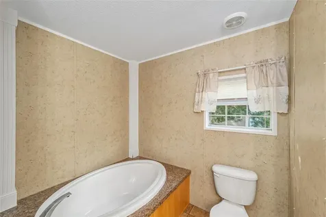 22936 NW 53rd Lane Newberry FL 32669