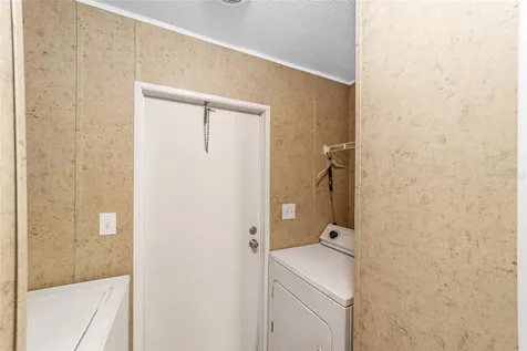 22936 NW 53rd Lane Newberry FL 32669