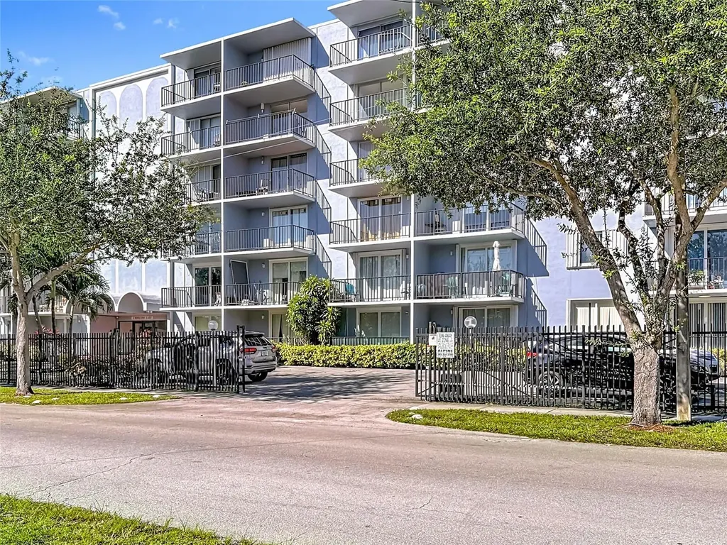 12500 NE 15th Avenue North Miami FL 33161