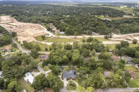 Interlachen Drive Mount Plymouth FL 32776
