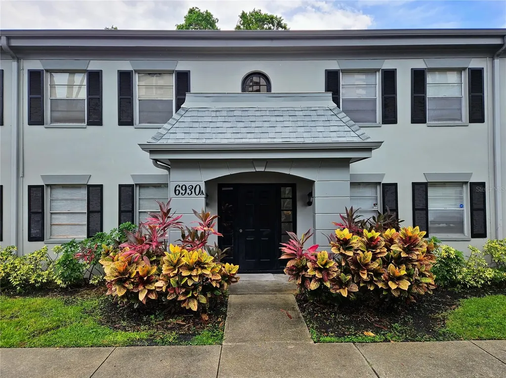 6930-A Place De La Paix South Pasadena FL 33707