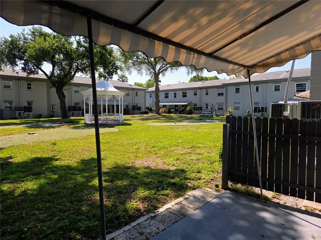 6930-A Place De La Paix South Pasadena FL 33707