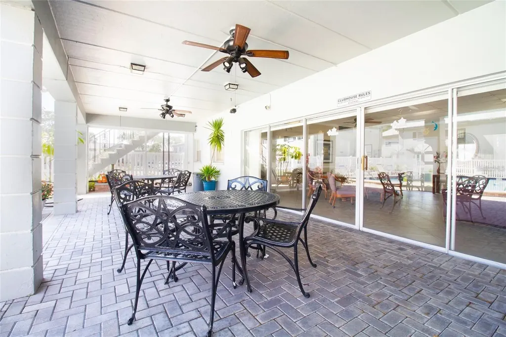6930-A Place De La Paix South Pasadena FL 33707