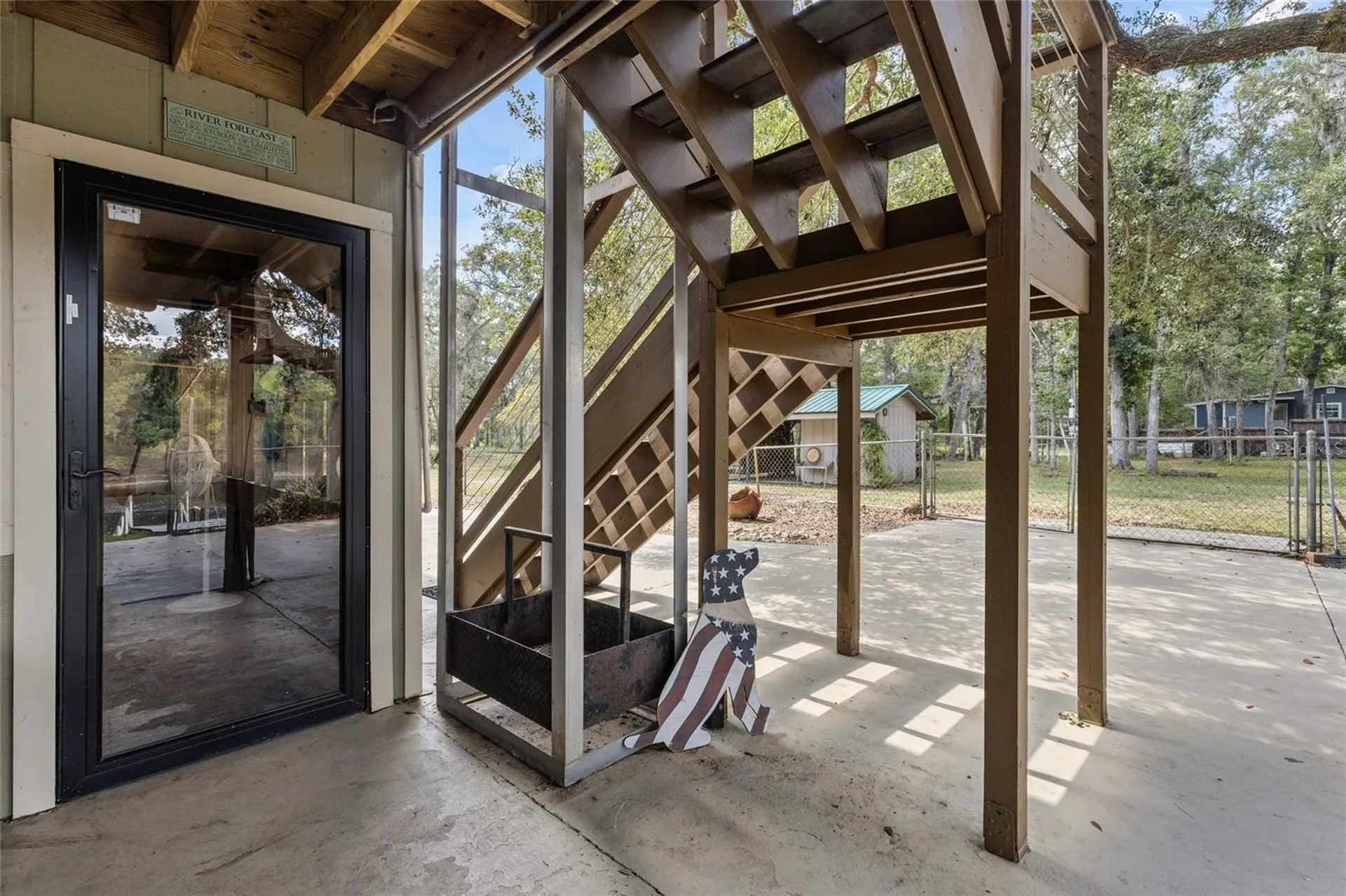 1069 SE Suwannee Trail Branford FL 32008
