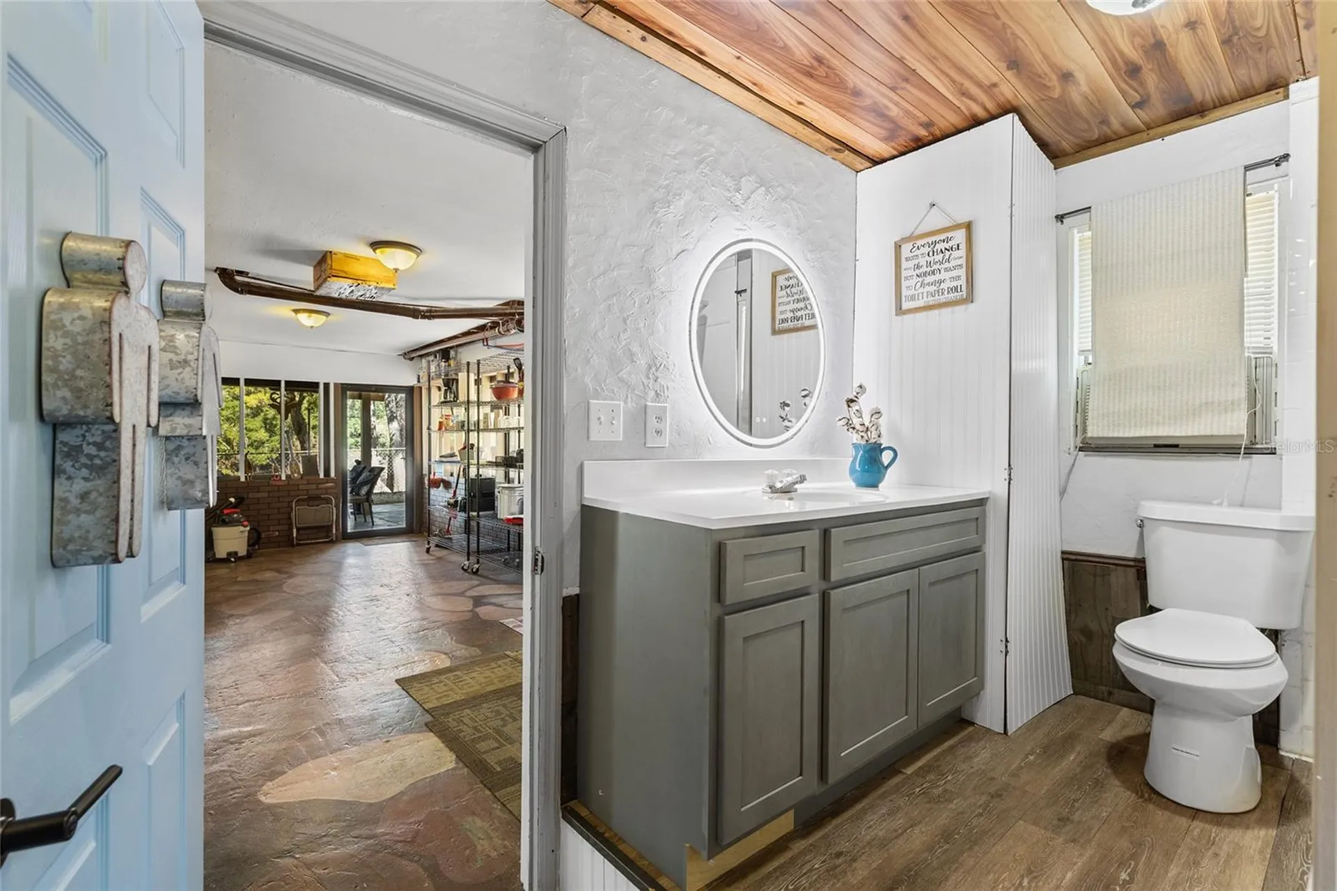 1069 SE Suwannee Trail Branford FL 32008