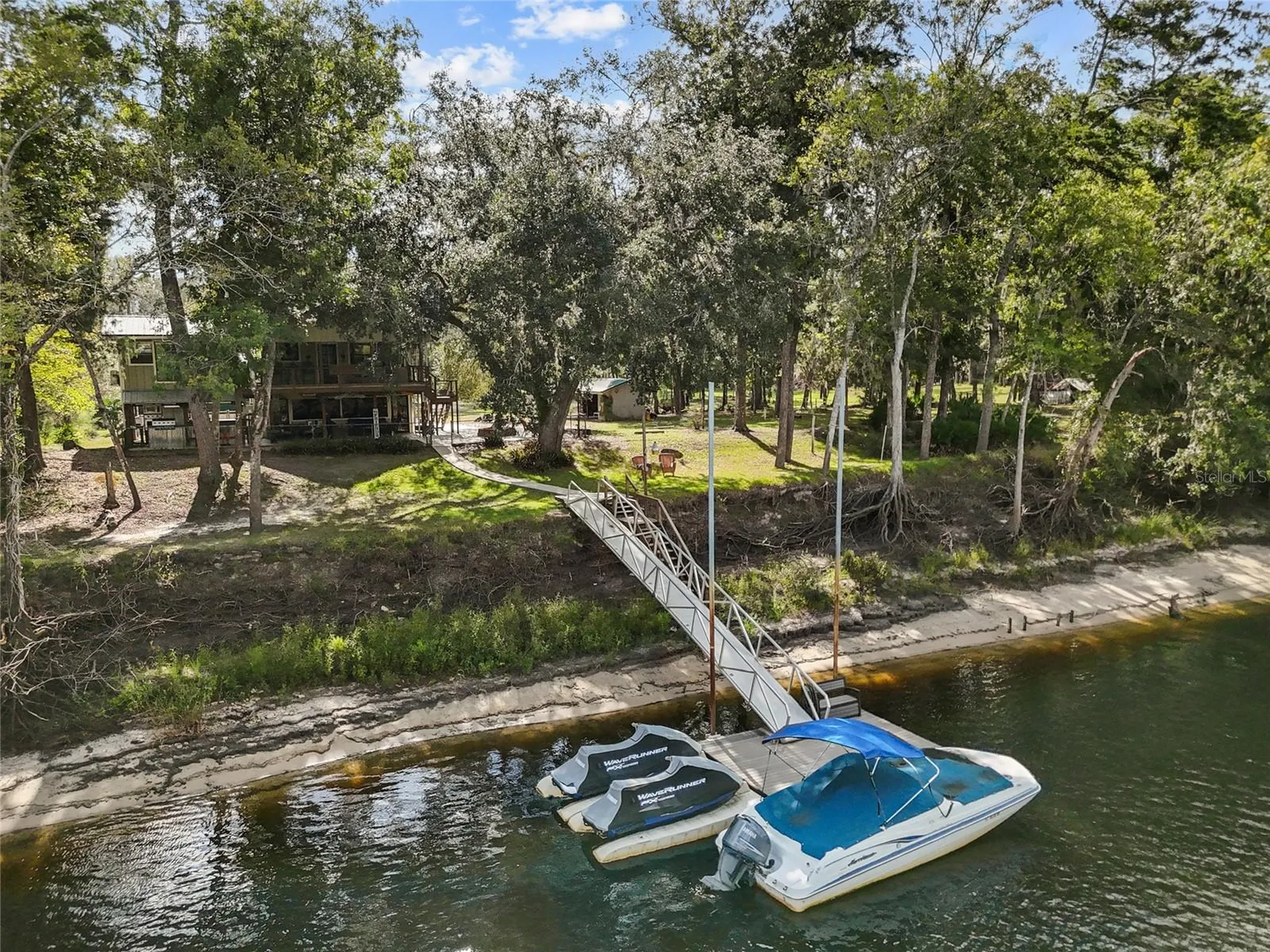 1069 SE Suwannee Trail Branford FL 32008