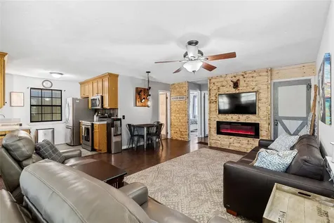 1069 SE Suwannee Trail Branford FL 32008