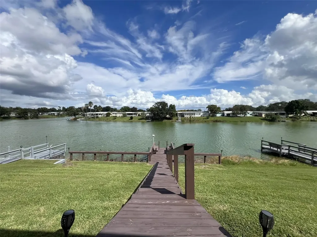 2055 S Floral Avenue Bartow FL 33830