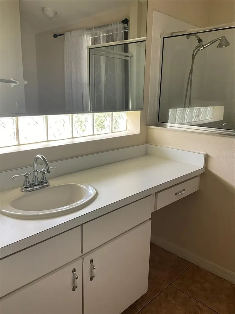 8828 Sea Island Way Tampa FL 33635