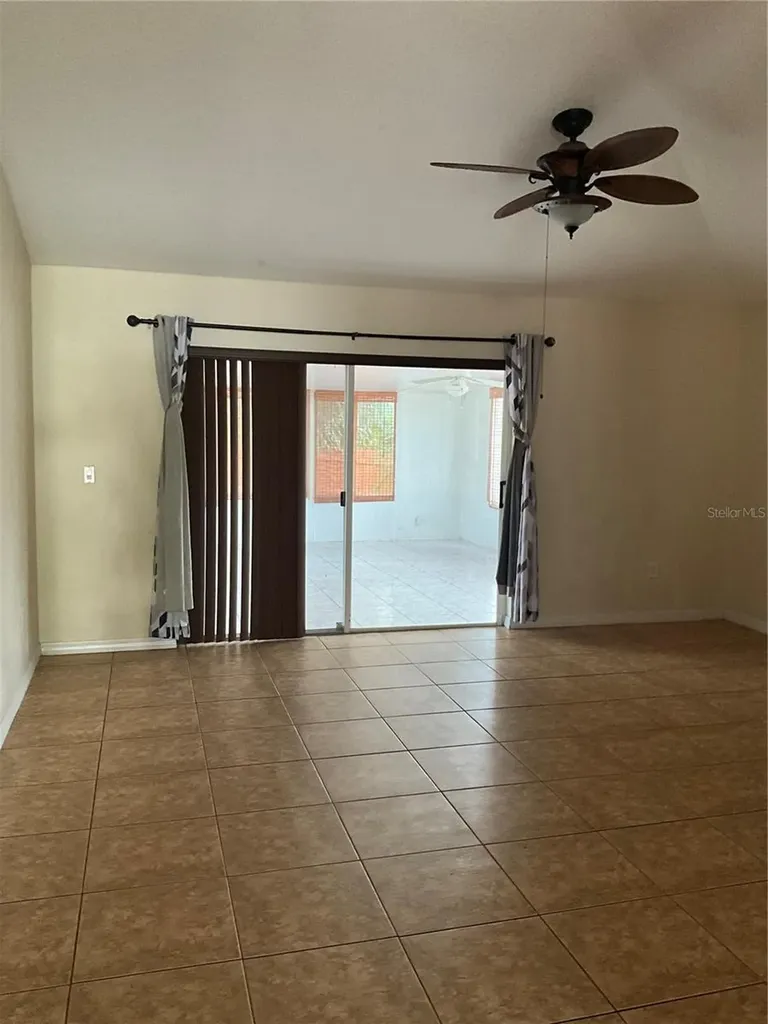 8828 Sea Island Way Tampa FL 33635