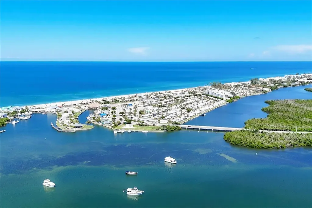 1420 Beach Road Englewood FL 34223