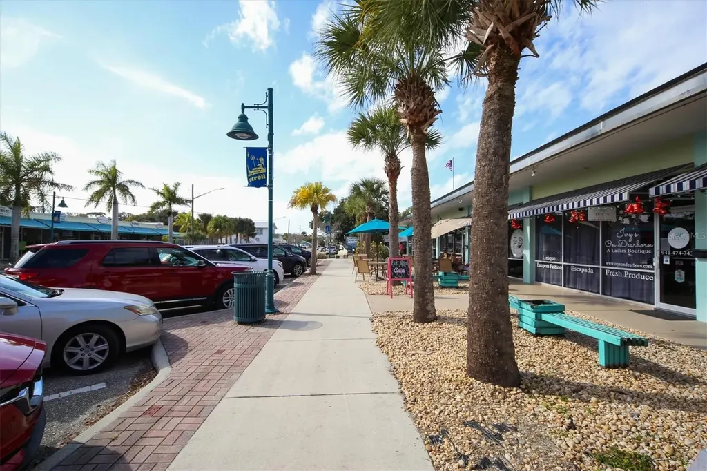 1420 Beach Road Englewood FL 34223