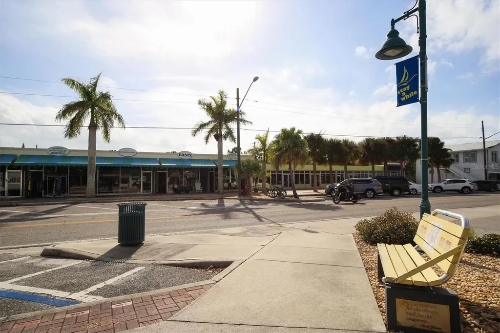 1420 Beach Road Englewood FL 34223