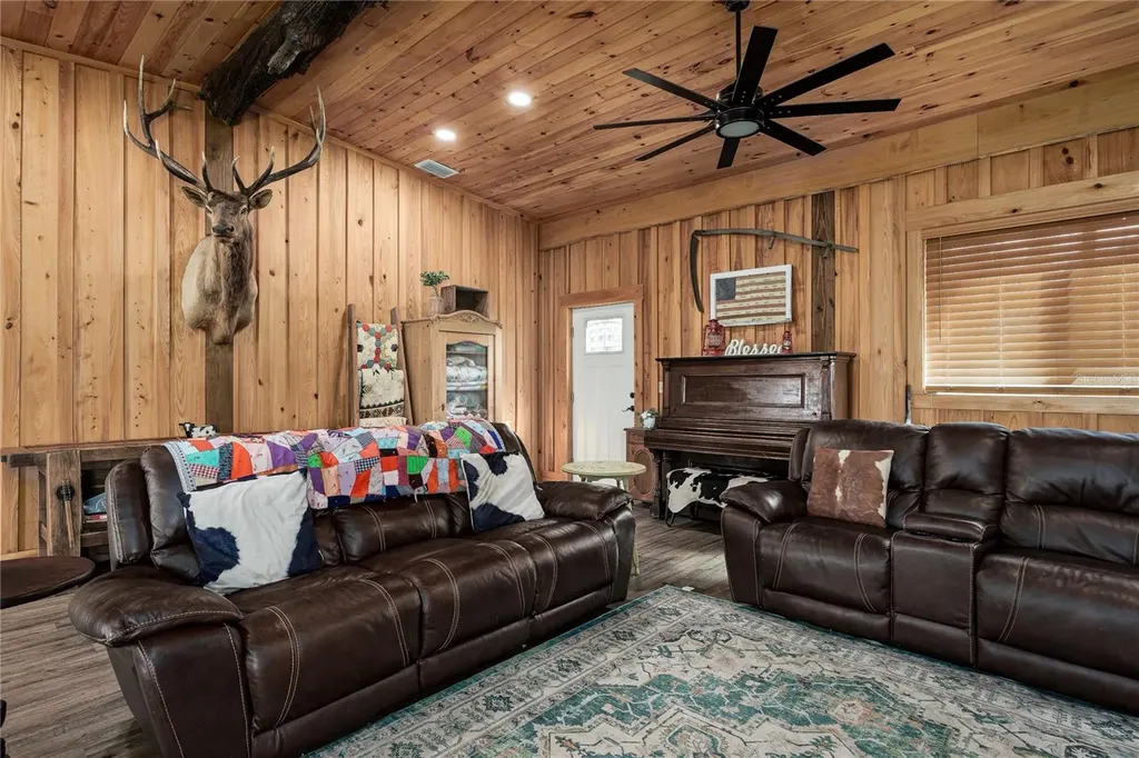 1126 County Road 665 Ona FL 33865