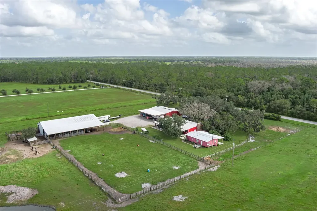 1126 County Road 665 Ona FL 33865
