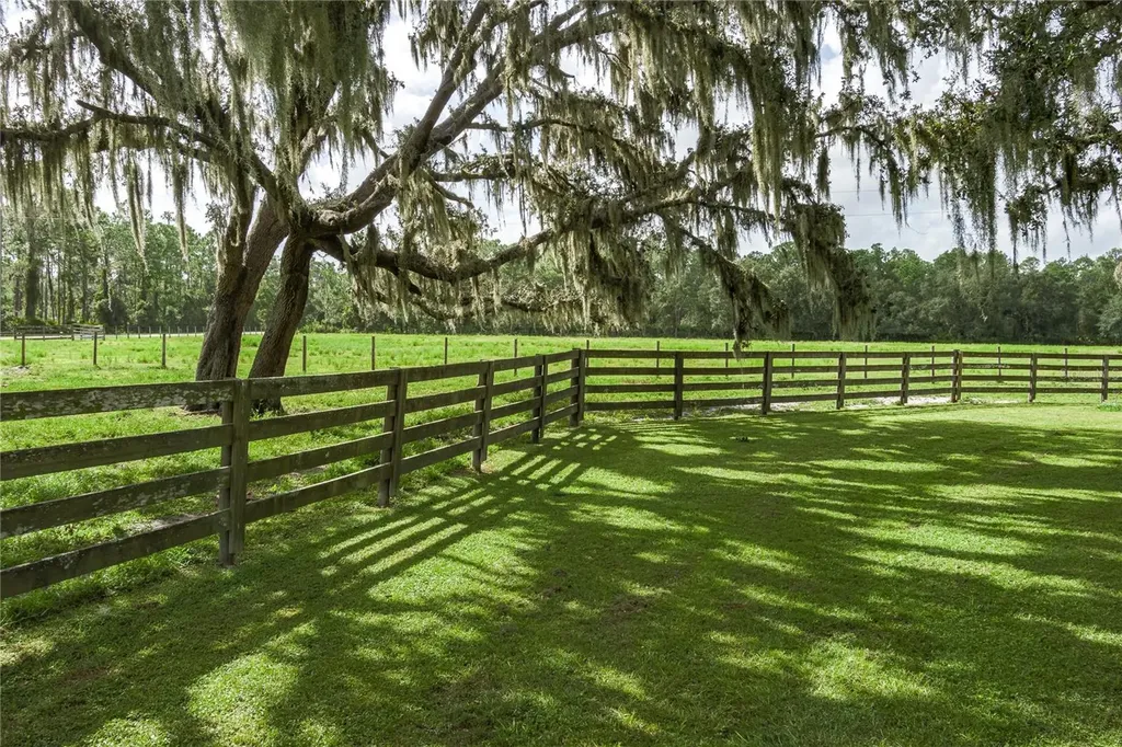 1126 County Road 665 Ona FL 33865