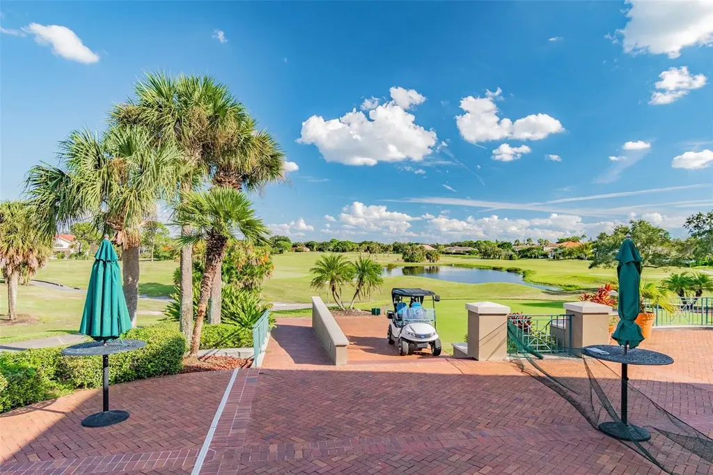 8675 Buttonwood Lane N Pinellas Park FL 33782