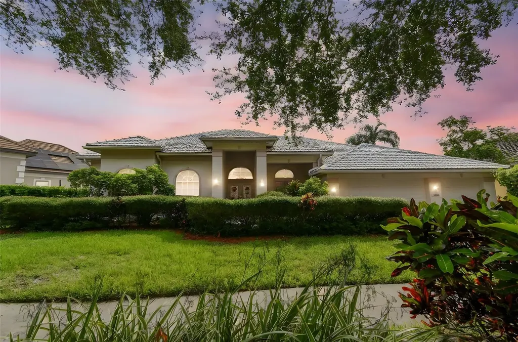8675 Buttonwood Lane N Pinellas Park FL 33782