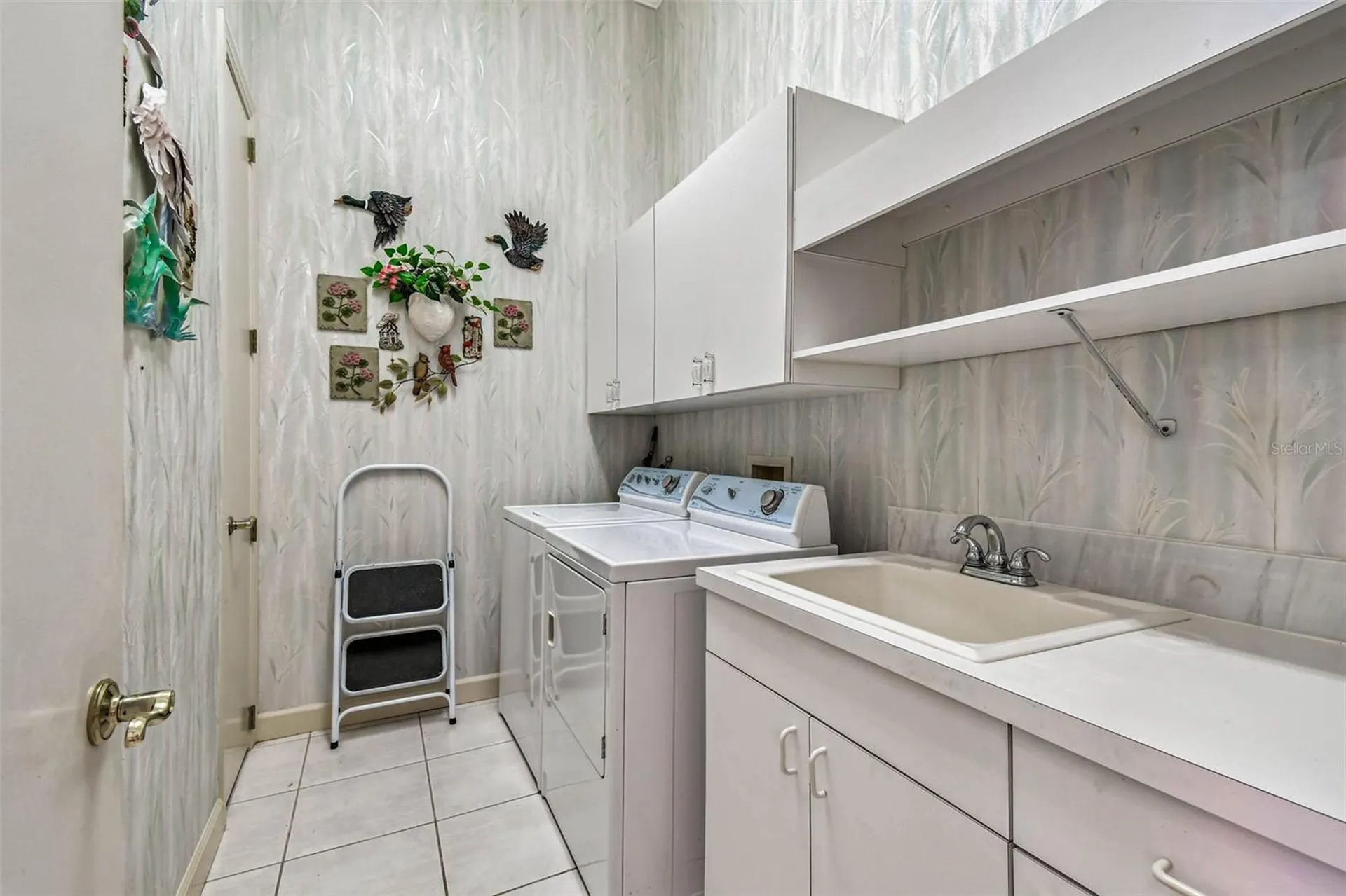 8675 Buttonwood Lane N Pinellas Park FL 33782
