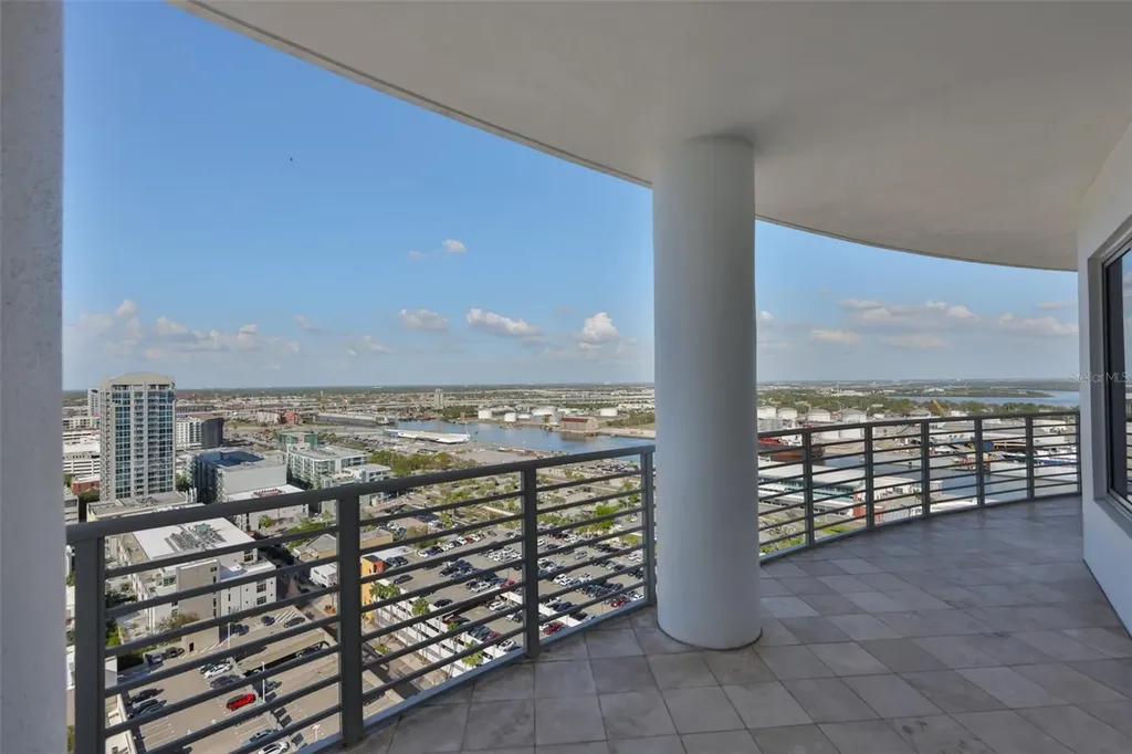 1209 E Cumberland Avenue Tampa FL 33602
