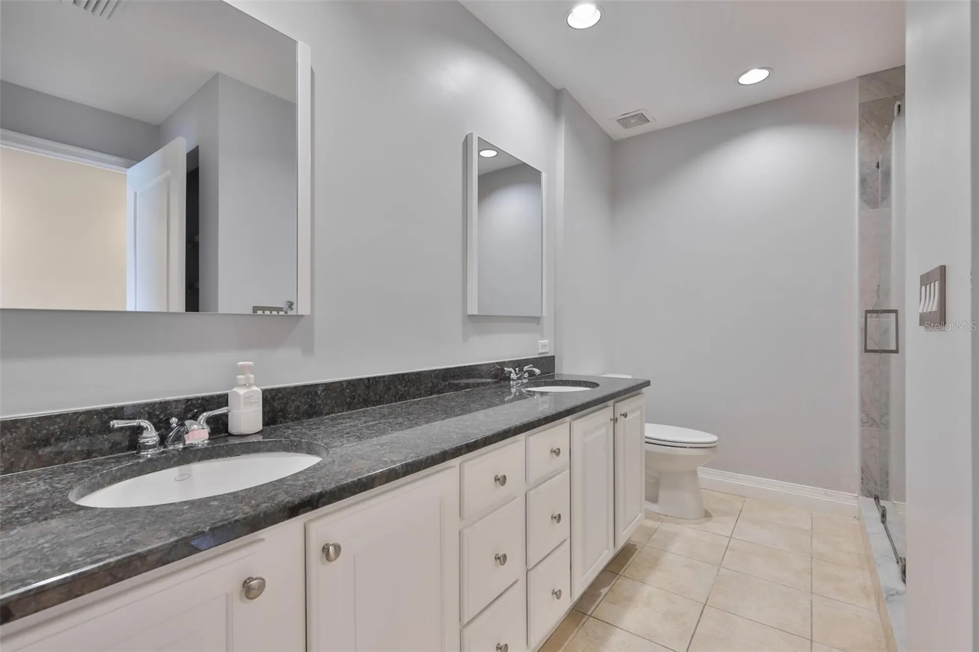 1209 E Cumberland Avenue Tampa FL 33602