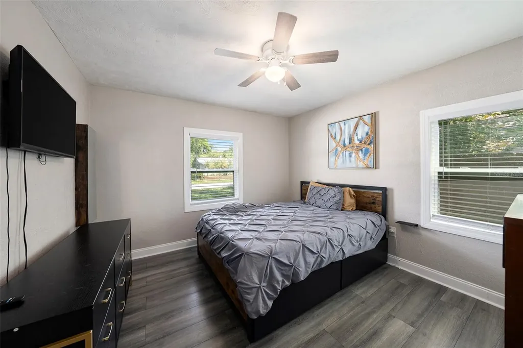 1209 E Flora Street Tampa FL 33604