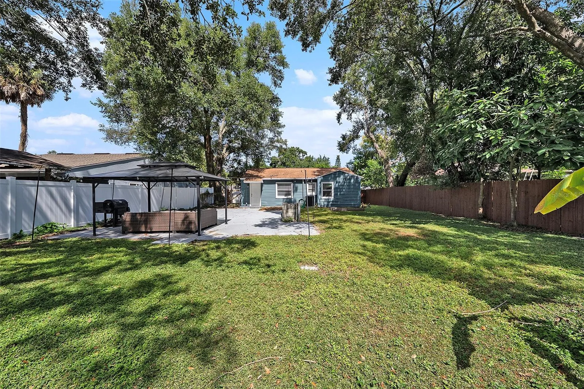 1209 E Flora Street Tampa FL 33604