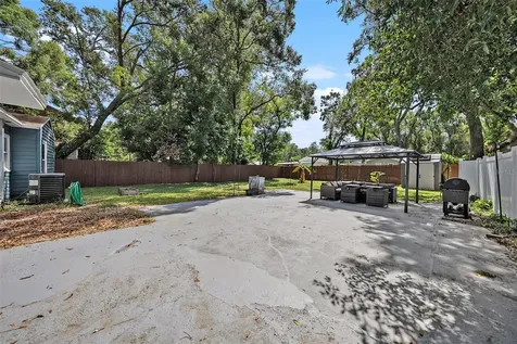 1209 E Flora Street Tampa FL 33604