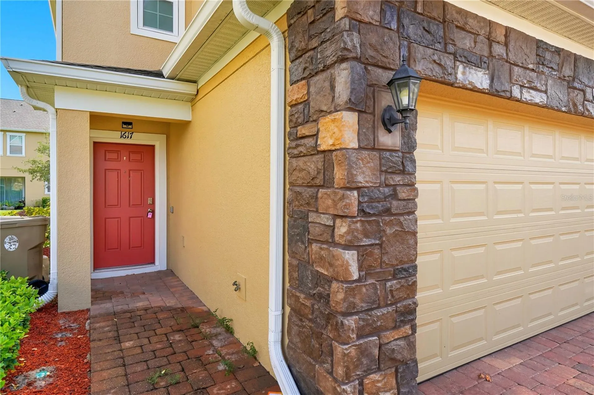 1617 Mohegan Boulevard Kissimmee FL 34744