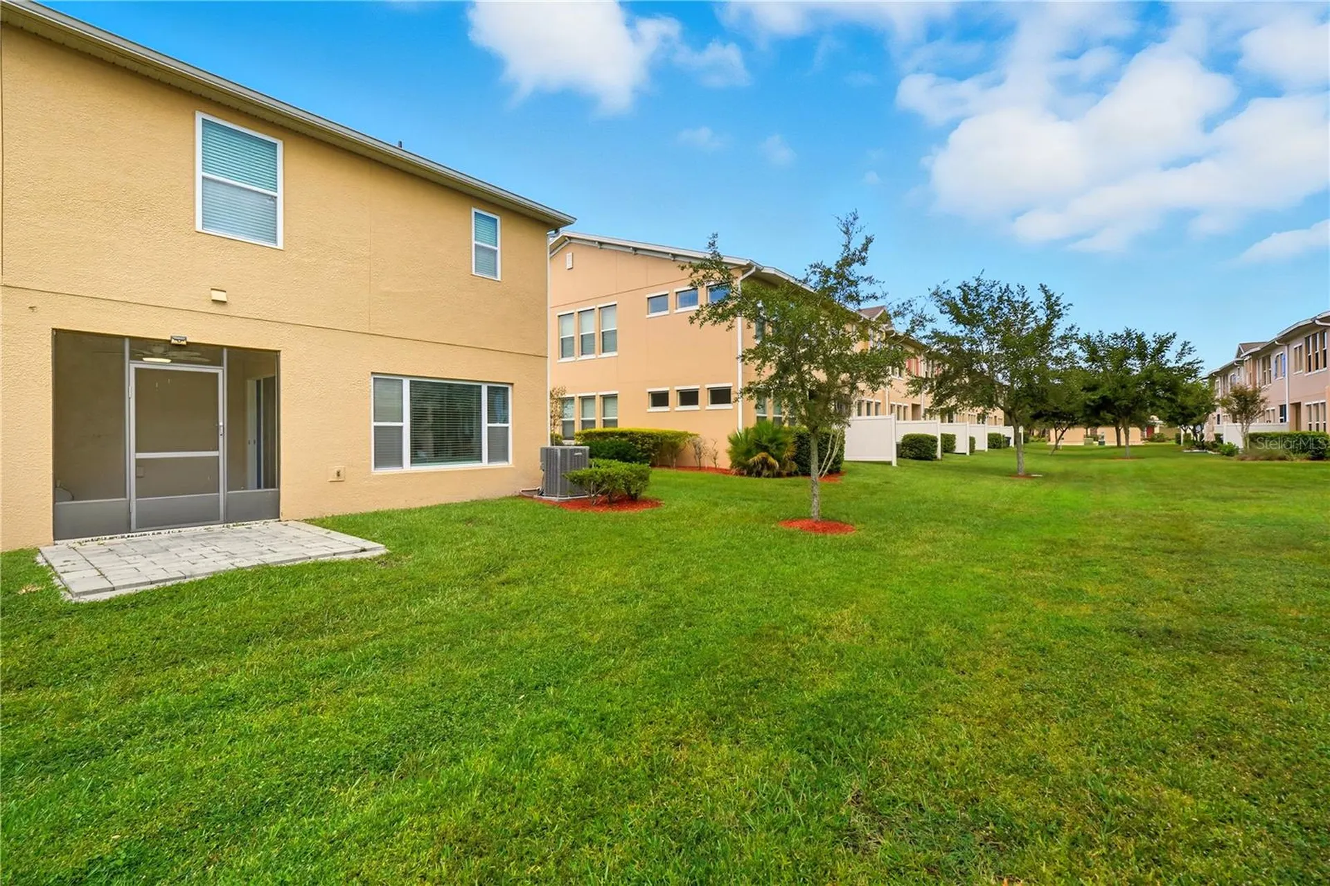 1617 Mohegan Boulevard Kissimmee FL 34744